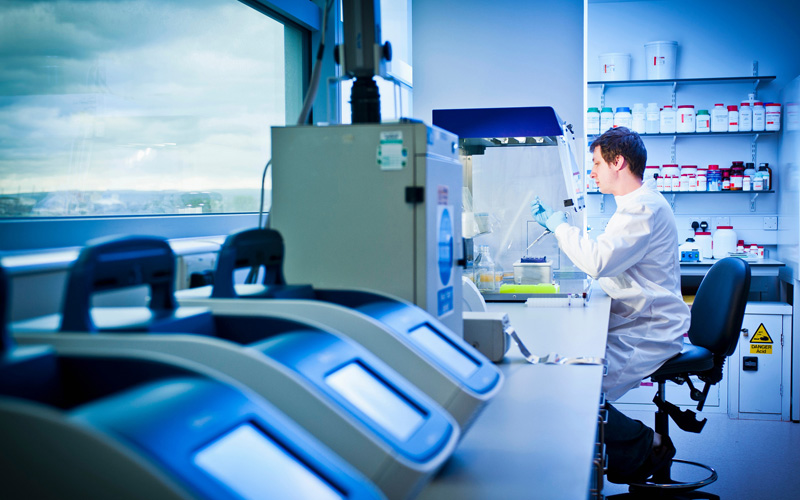 單螺桿空壓機水潤滑無油應用于醫療